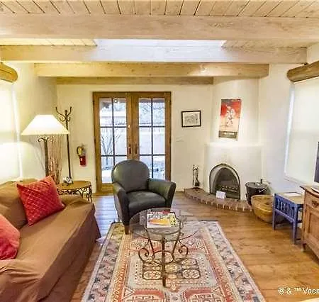Holiday home Old Charm Main House One-bedroom Holiday *